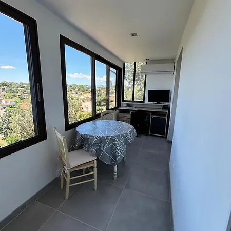 Comfort & Private Garden T2 - Air Conditioning - Wi-fi - Parking Saint-Raphaël